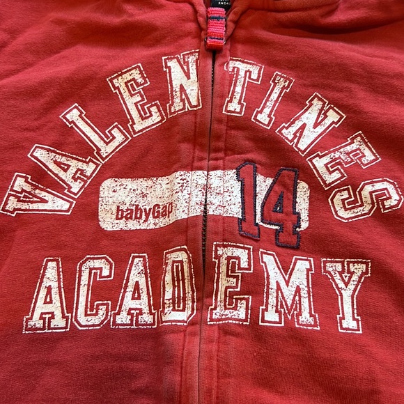Unisex Baby Gap valentines sweatshirt size 2t - Picture 2 of 5